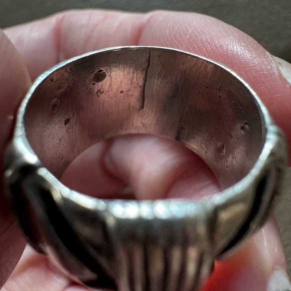 Sterling silver wide band ring. Size 7. - Picture 7 of 7